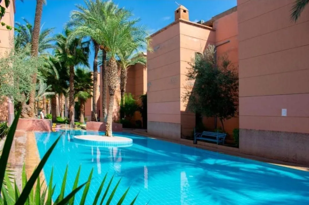 Elegant 4-Bedroom Riad With Pool Marrakesh
