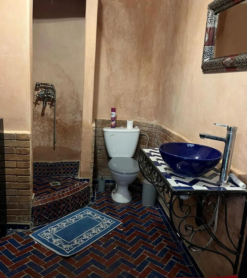 Elegant 4-Bedroom Riad With Pool Marrakesh